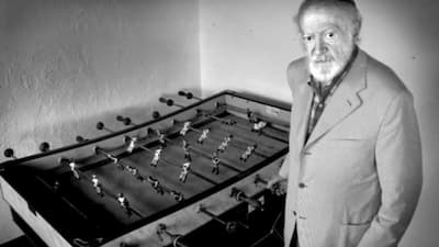 El futbolín de Alejandro Finisterre